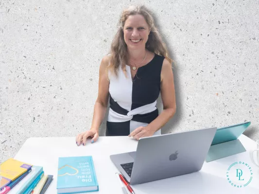 Buch schreiben mit Hilfe künstlicher Intelligenz (KI)- Trend oder Tabu? Bild: Buch schreiben mit Hilfe künstlicher Intelligenz (KI)- Trend oder Tabu?