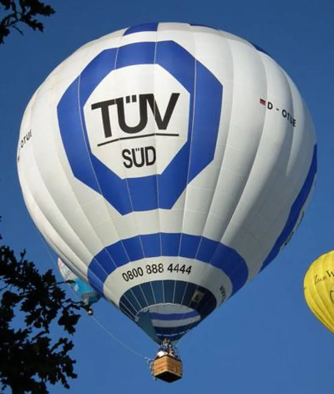 Die Deutschen und ihr TÜV (Bildquelle: Wikimedia Commons)