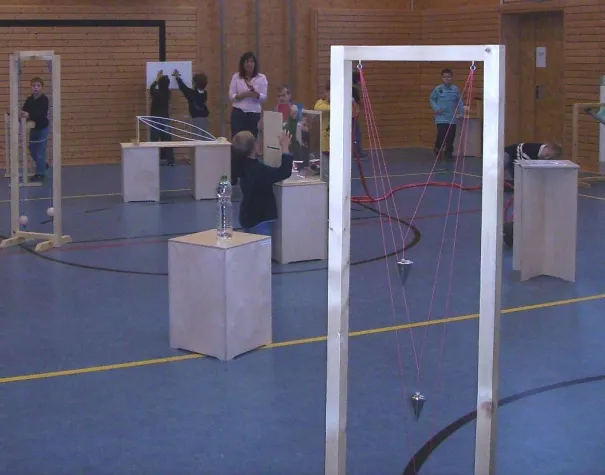 Bild: Internationaler Bund unterstützt Schulprojekt „Miniphänomenta“ an der Grundschule Mittelbach in Zweibrücken