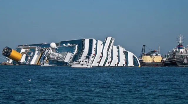 Bild: Neue VDMAreportage über die Verschrottung und das Recycling Recycling der Costa Concordia