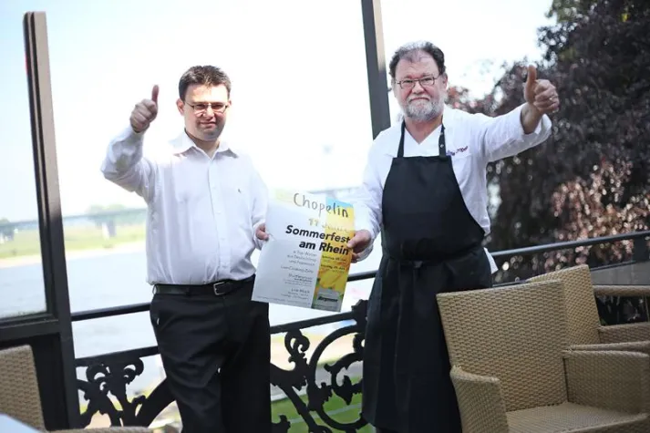 Bild: 11. Chopelin Sommerfest - Gourmetmeile am Rhein