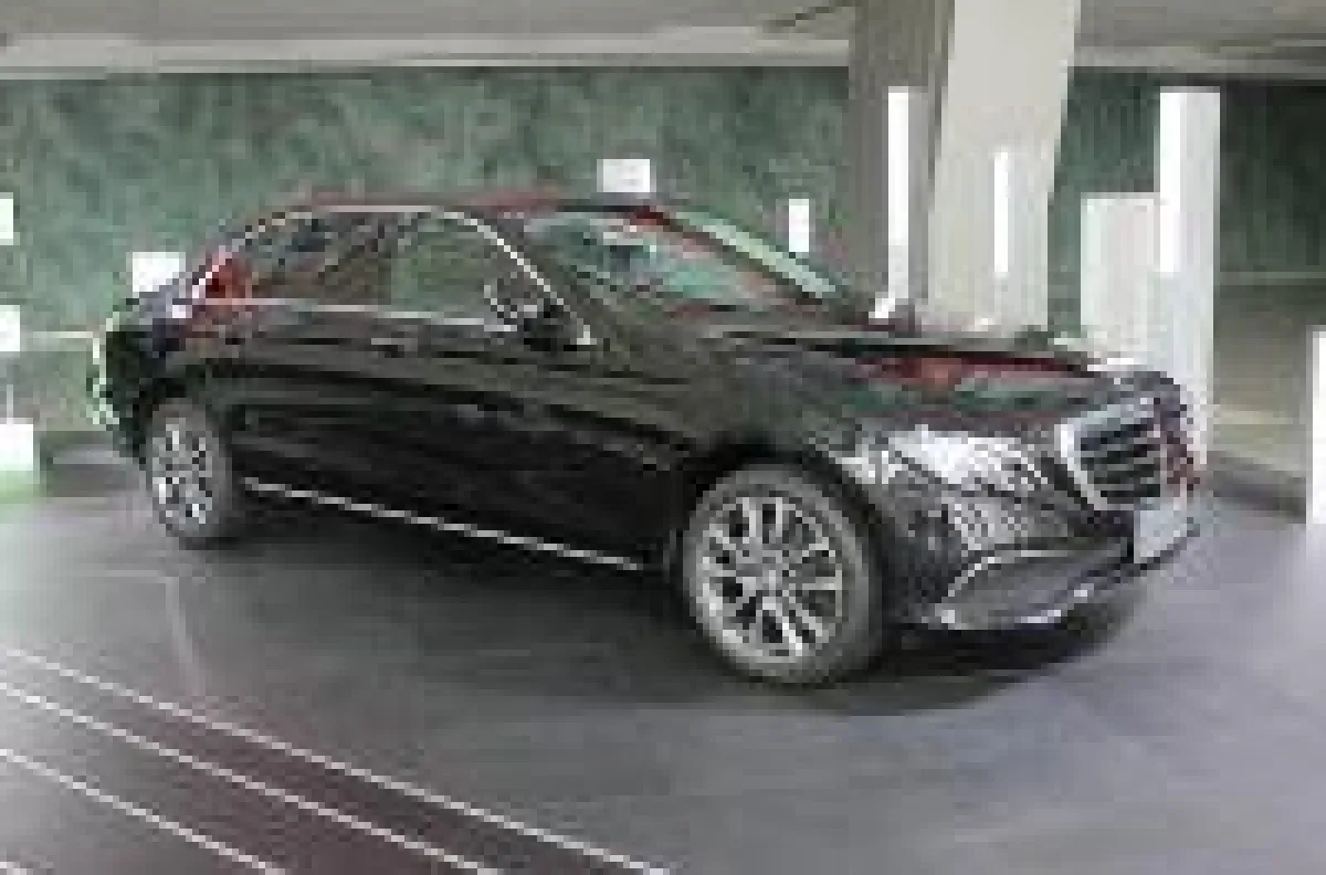 Neue Mercedes S Klasse Limousine