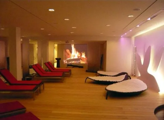 Bild: Innovative Gestaltung für den neuen Liege- und Ruhebereich im Hartl Resort - umgesetzt von camp