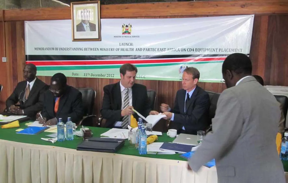 Vertragsunterzeichnung im Kenyatta International Convention Center in Nairobi