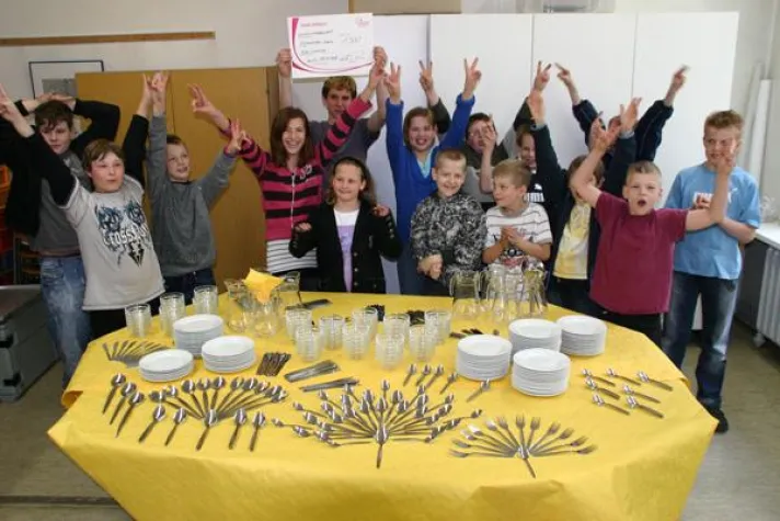 Bild: Helfen, wo Bildung auf Armut trifft