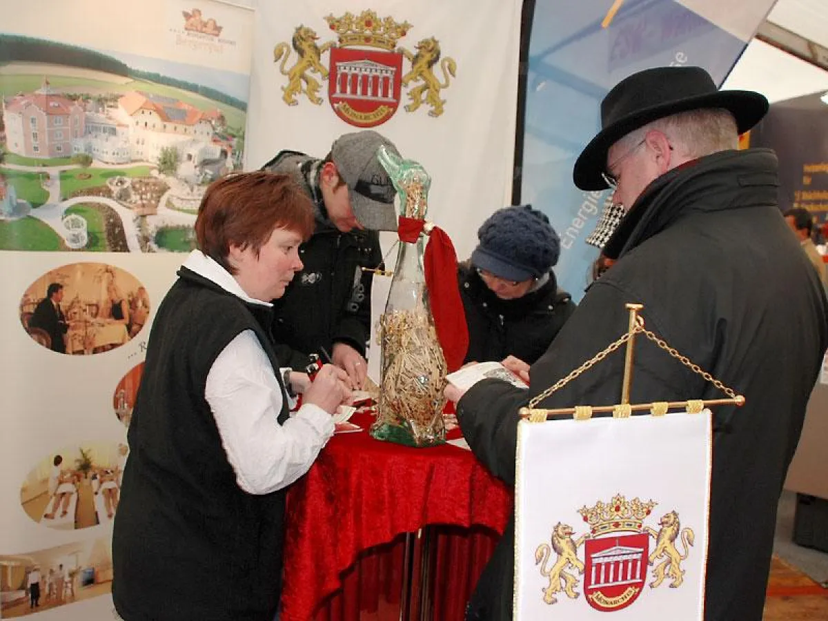 Immer viel los war auf dem Monarchis-Messestand auf der Regionalmesse Kalter Markt in Ellwangen; und alle hatten viel Spaß. Foto: Monarchis