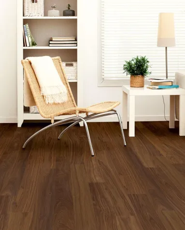 Parkett mit Kompromissbereitschaft Bild: Parkett mit Kompromissbereitschaft