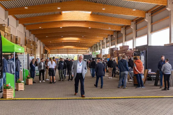 Bild: Branchentreff HOLZ 2025 – Ein Tag voller Begegnungen, Innovationen & Genuss