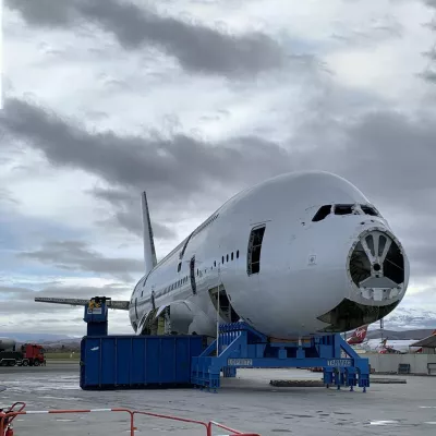 Bild: Aviationtag - DER ERSTE AIRBUS A380 GEHT AUF SEINE LETZTE REISE