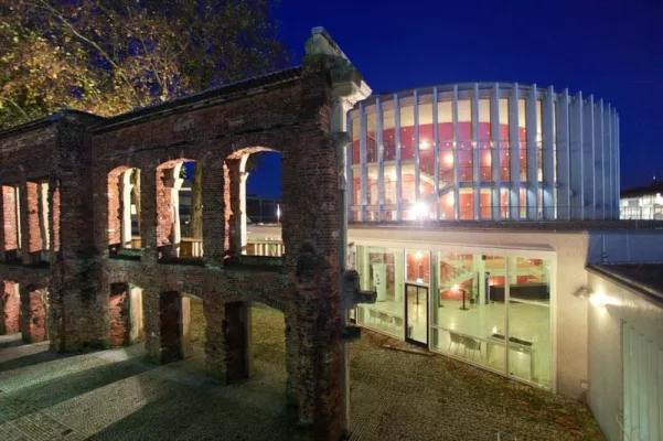 Bild: Theater Münster entscheidet sich für ROBE Robin DL4F Wash