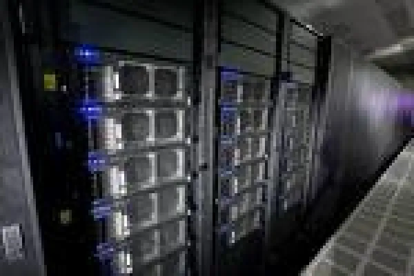 Bild: Saudi Arabien entwickelt Supercomputer