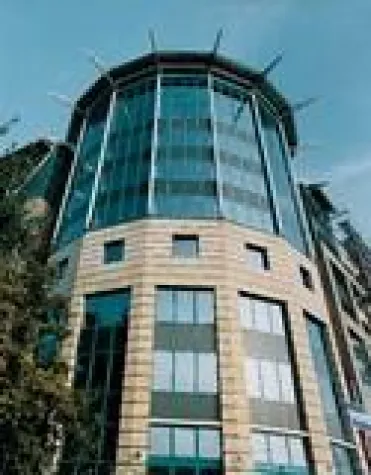 Regus feiert zehnjähriges Bestehen am Bremer Flughafen Bild: Regus feiert zehnjähriges Bestehen am Bremer Flughafen