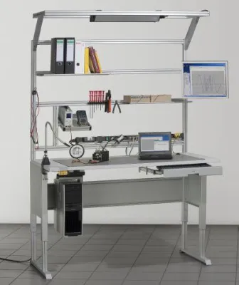 Bild: Arbeitsplatzsysteme – ergonomische Lösungen für die Fertigung