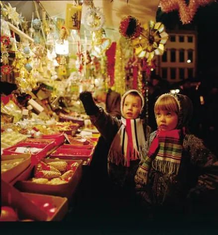 Bild: Weihnachtsmärkte entlang der Romantischen Straße: Original und originell