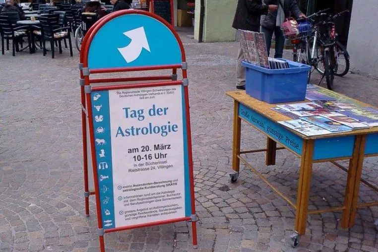 Tag der Astrologie in Villingen-Schwenningen Bild: Tag der Astrologie in Villingen-Schwenningen