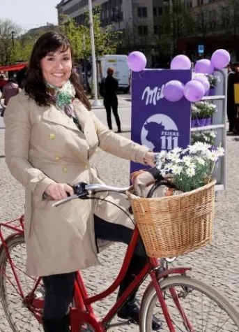 Bild: 111 zarte Jahre Milka - Die lila Kultmarke feiert Geburtstag in Rostock