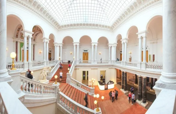 Bild: Preisverleihung: Die Universitätsbibliothek Leipzig ist "Bibliothek des Jahres 2017"