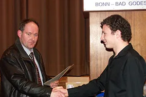 Kaschub-Lehrling Artur Rempel bester Absolvent bei Gesellenprüfung Bild: Kaschub-Lehrling Artur Rempel bester Absolvent bei Gesellenprüfung