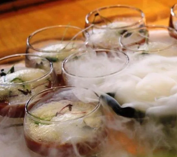 green glasses Catering versorgt 1000 Gäste mit kulinarischen Köstlichkeiten bei den GreenTec Awards Bild: green glasses Catering versorgt 1000 Gäste mit kulinarischen Köstlichkeiten bei den GreenTec Awards