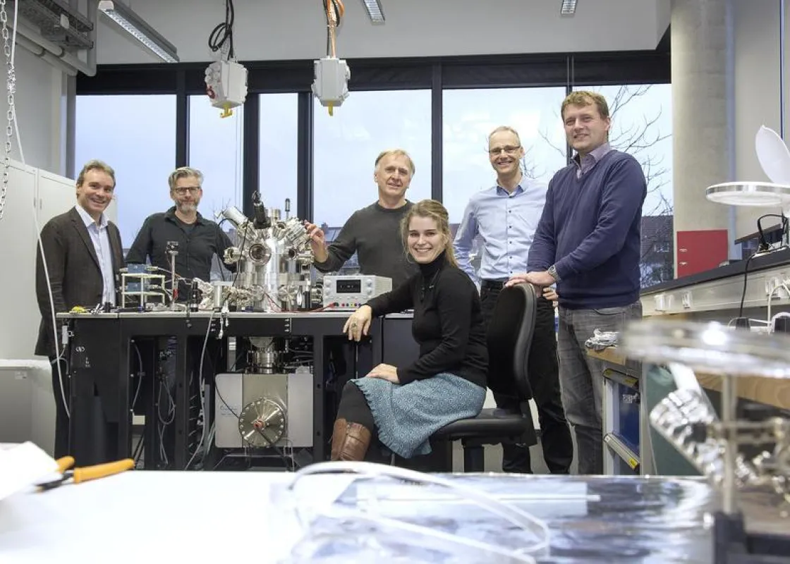 v.l.n.r.: Konsortiumsmitglieder: PD Dr. Marcus Frank, Prof. Markus Münzenberg, Prof. Karl-Heinz Meiwes-Broer, Dr. Susanne Radloff, Prof. Olaf Keßler und Dr. Carsten Kreyenschulte ()
