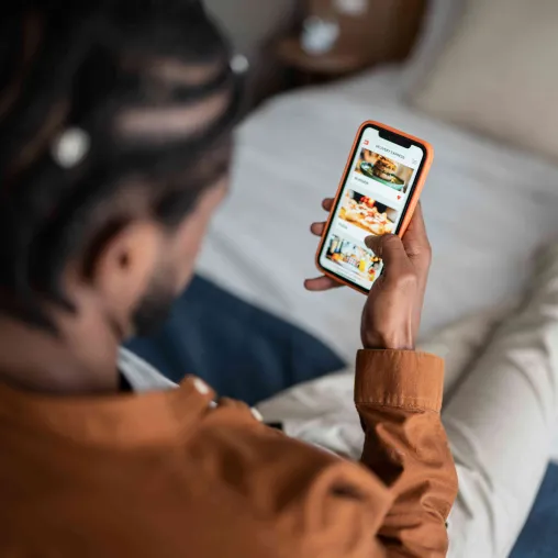 Manhattan Active® Omni mit Google Merchant Center verknüpft, um Online-Käufern genaue Lieferdaten zu bieten Bild: Manhattan Active® Omni mit Google Merchant Center verknüpft, um Online-Käufern genaue Lieferdaten zu bieten