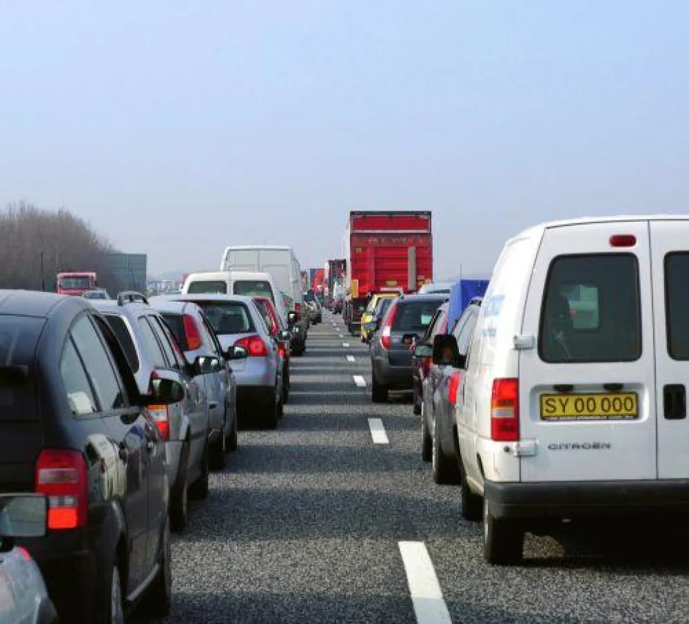 Mit Kalendern der Schönherr GmbH lassen sich Urlausstaus leicht umgehen. Quelle: Tina Rolf, www.sxc.hu