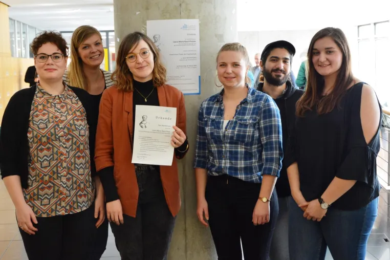 Bild: Awareness-Konzept ausgezeichnet: Sara Worthmann erhält Laura-Maria-Bassi-Preis 2019 der Frankfurt UAS