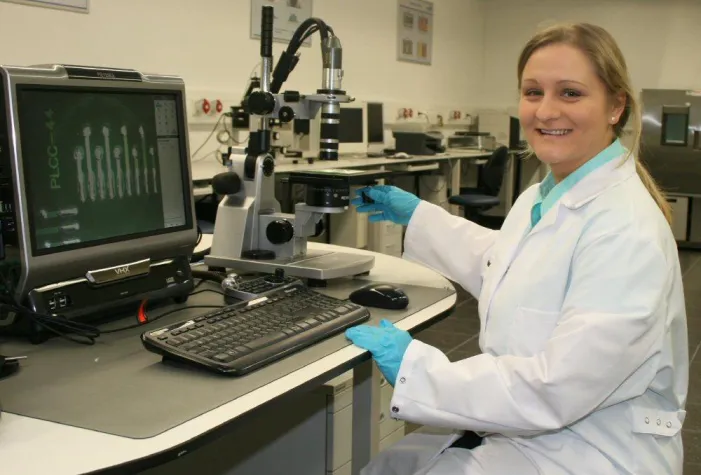 Bild: ZESTRON erweitert sein Team von Prozessingenieuren