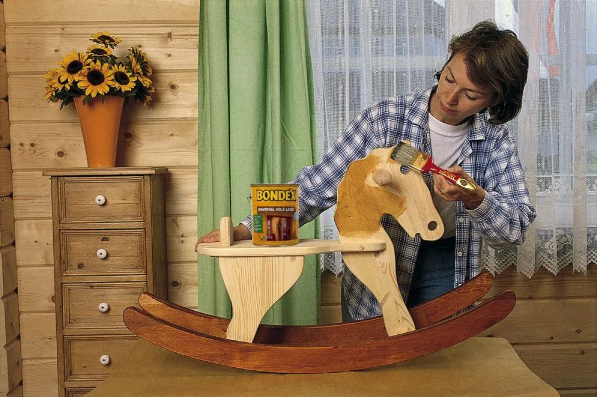 Bondex Universal Holz-Lasur: besonders geeignet für Kinderspielzeug.