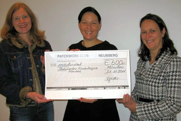 Bild: 16. Patchworkausstellung erlöste 600 Euro für Ambulantes Kinderhospiz München