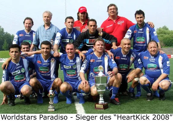 „HeartKick 2008“ - Worldstars Paradiso Turniersieger – über 1000 Zuschauer beim Benefizevent Bild: „HeartKick 2008“ - Worldstars Paradiso Turniersieger – über 1000 Zuschauer beim Benefizevent