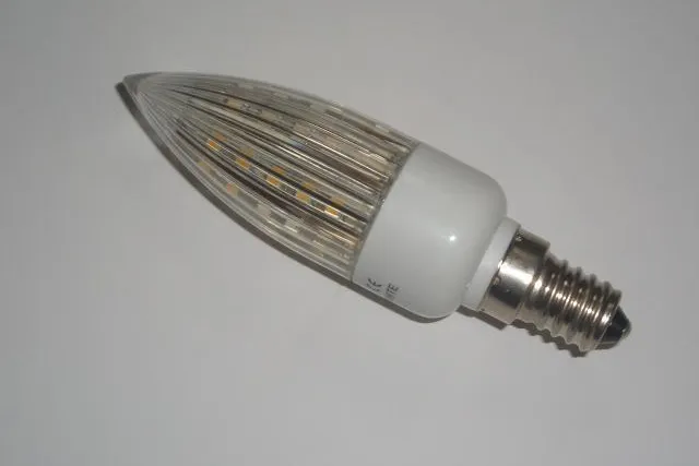 Bild: Helecta liefert neue LED Kerze pünktlich vor den Festtagen