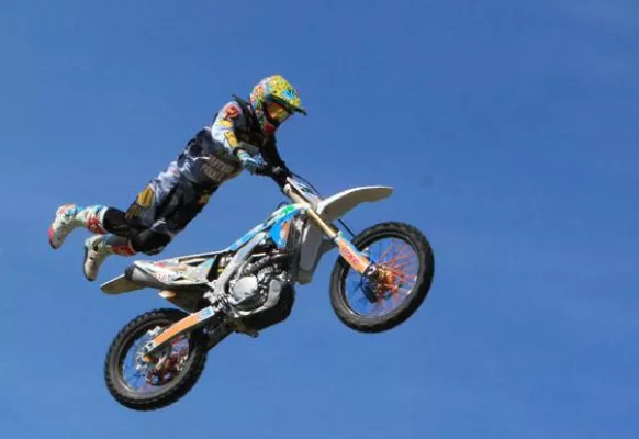 Bild: Freestyle-Biker und Stuntrider aus ganz Europa