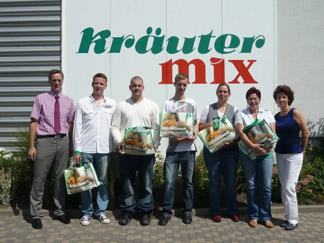 v.l.: T. Stöcklein (AOK), D. Fröhner, J. Schneider, T. Schmidt, V. Latzel, M. Lechner, S. Wurlitzer