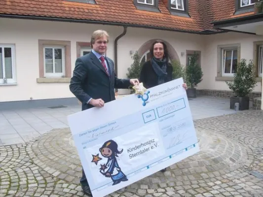 Bild: PFALZKOM | MANET spendet mit Kunden 3 x 1.000 EUR an karitative Einrichtungen in der Region - Sterntaler