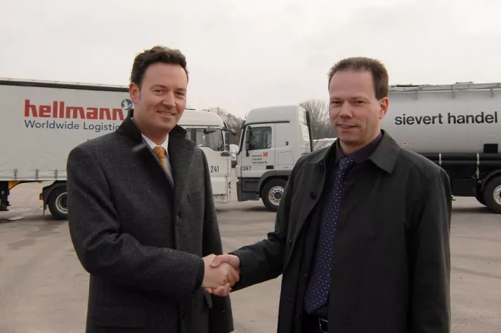 Sievert Handel Transporte setzt bei Weiterbildungsprogramm auf Hellmann Worldwide Logistics Bild: Sievert Handel Transporte setzt bei Weiterbildungsprogramm auf Hellmann Worldwide Logistics
