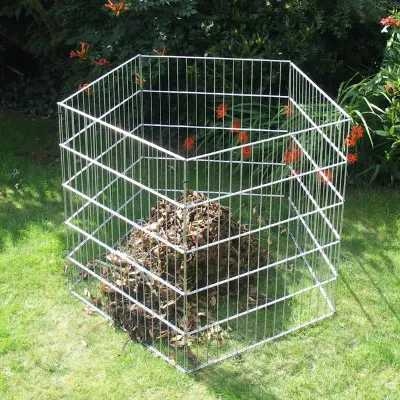 Bild: Herbstlaub jetzt kompostieren - Gittersilo sorgt für frische Erde im kommen Frühling