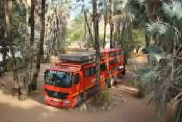 Bild: Nicht Busreise, nicht von Hotel zu Hotel und doch beides in einem: Rollende Hotels