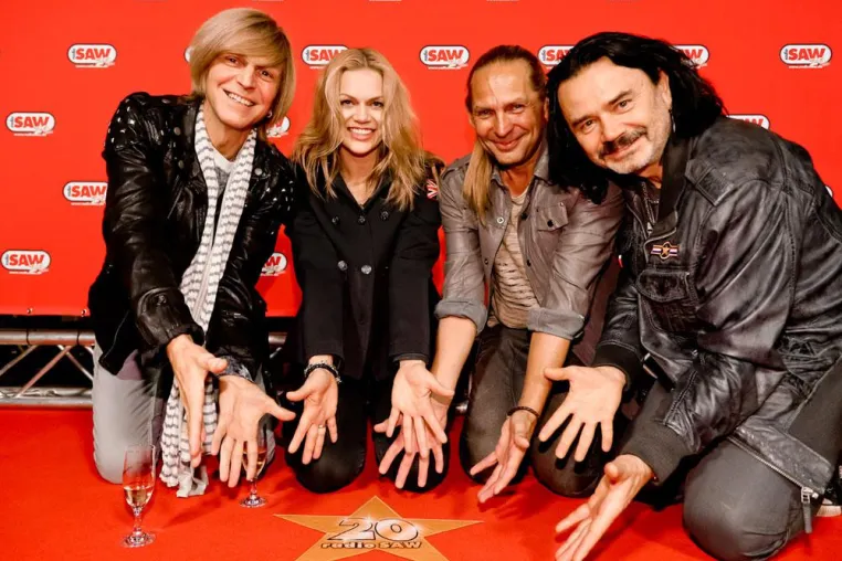 Bild: radio SAW feiert den 21. Geburtstag mit Silbermond, Silly und Elton John