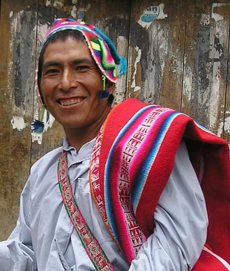 Bolivien - Einheimischer mit typisch bolivianischer Tracht