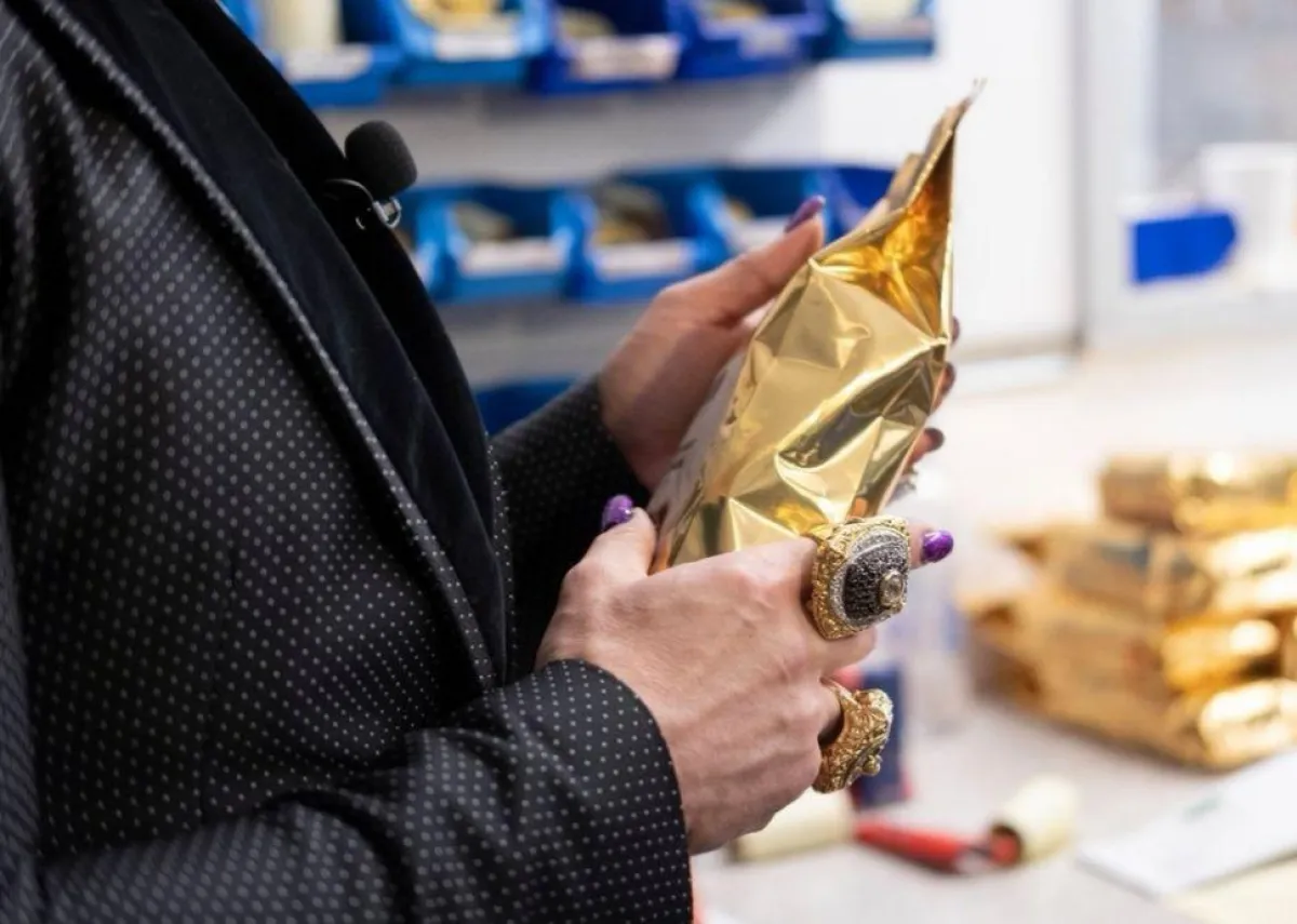 Harald Glööckler mit seinem Lieblingskaffee