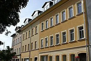 Bild: Symbolische Eröffnung mit Strassenfest