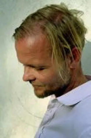 Bild: Christian Kracht erhält den Wilhelm Raabe-Literaturpreis 2012