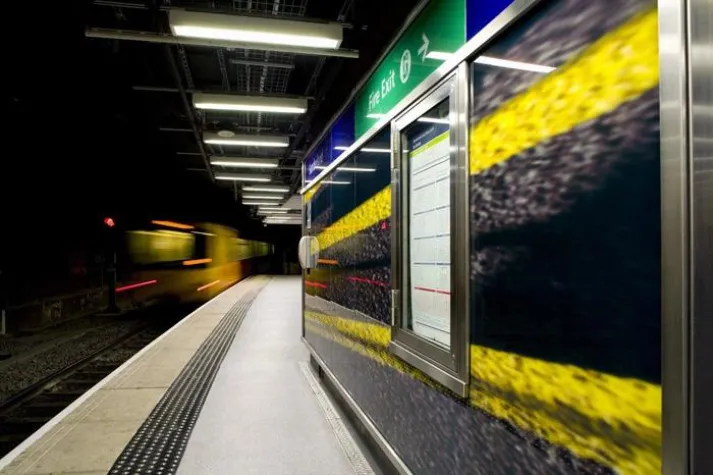 UNIGLAS® präsentiert neues Fassadenglas auf Bau 2011 Bild: UNIGLAS® präsentiert neues Fassadenglas auf Bau 2011