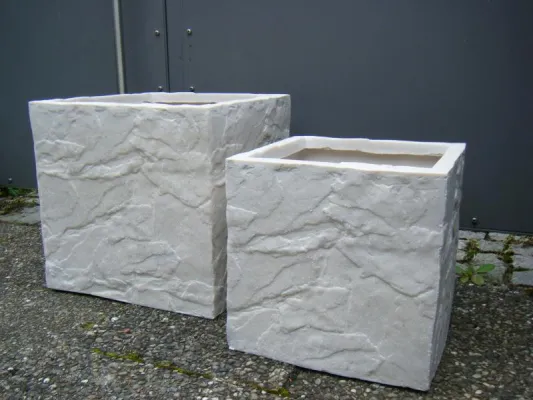 Bild: Eastwest: Pflanzkübel und Blumenkübel auf Rechnung kaufen