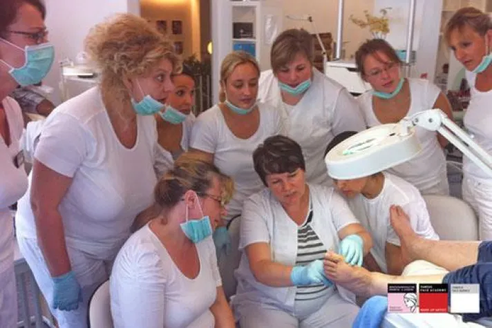 Bild: Die Ausbildung in der med. Fußpflege