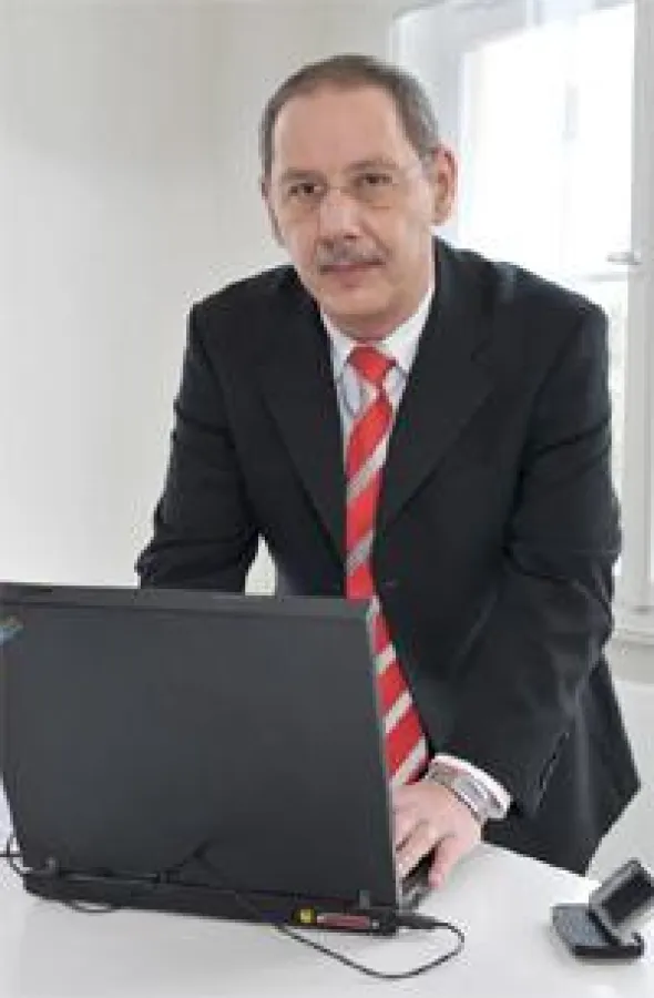 Robert Mack AS/400 Software & Service bringt IceBreak, den leistungsstarken Web-Anwendungsserver für System i (AS/400) nach Deutschland, Österreich und in die Schweiz. (Foto: Marc Holzner)