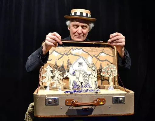 Bild: Kinderkultur Langenegg: Die Bremer Stadtmusikanten spielen im Wald auf