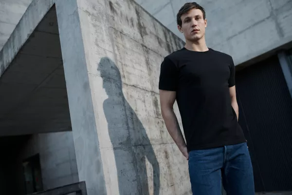 Bild: NACHHALTIGES MODELABEL SANVT FEIERT 5 JAHRE NACHHALTIGE ESSENTIALS