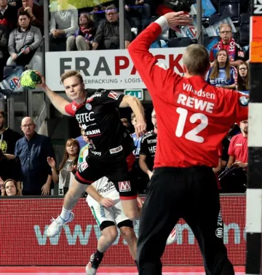Bild: Handball: HC Erlangen gewinnt spannendes Heimspiel mit 24:23 gegen Leipzig